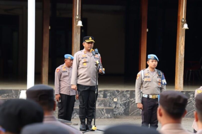 Kapolres Tanah Laut ingatkan personil jauhi pinjol dan judol